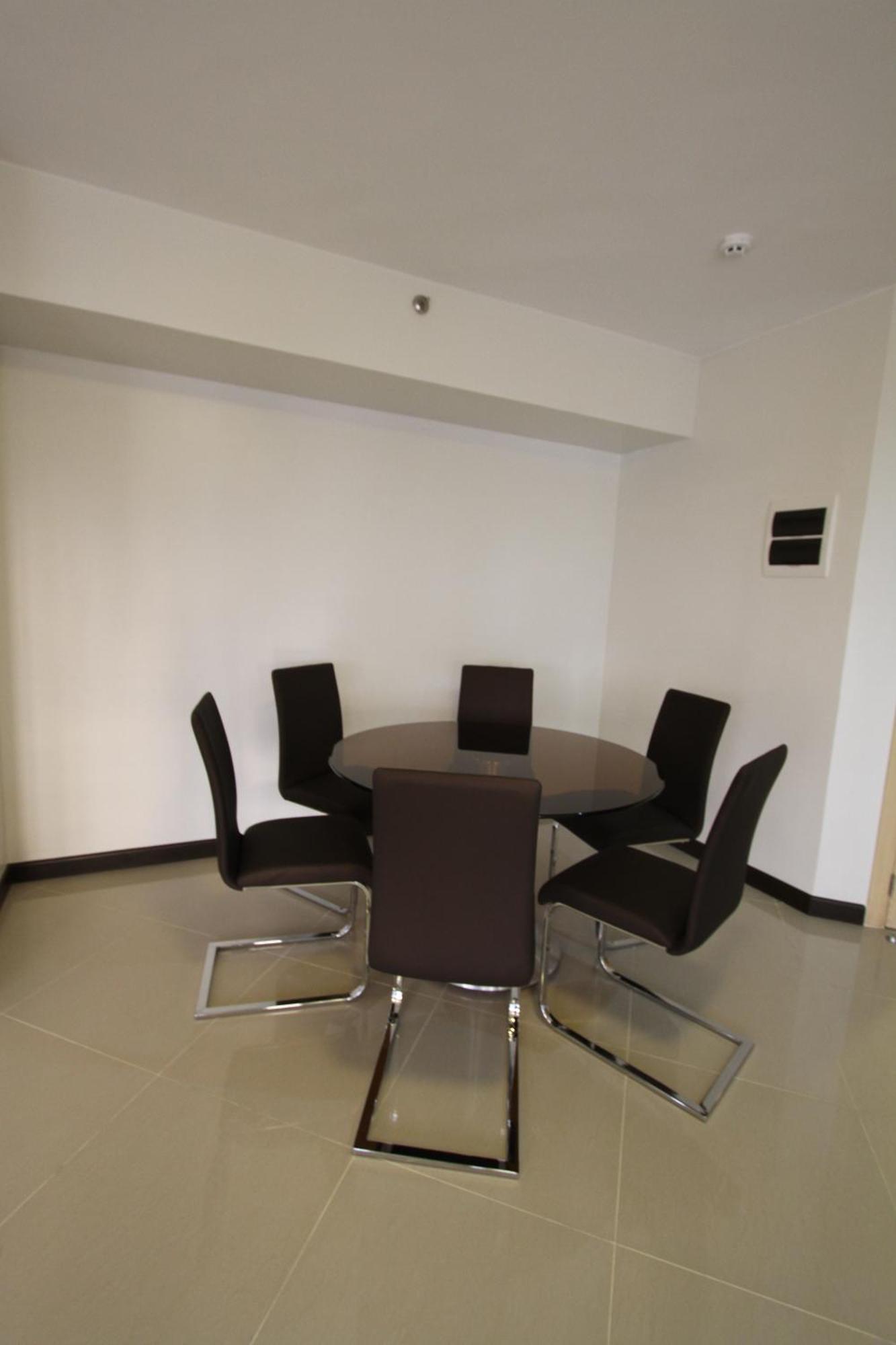 Extremeli Suites Manila Powered By Cocotel חדר תמונה